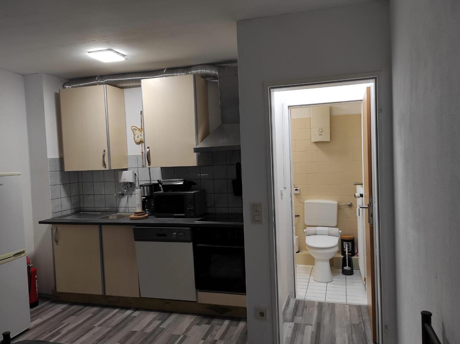 Ferienwohnung Im Zentrum Von Oberhausen Inklusive Wlan Exterior foto