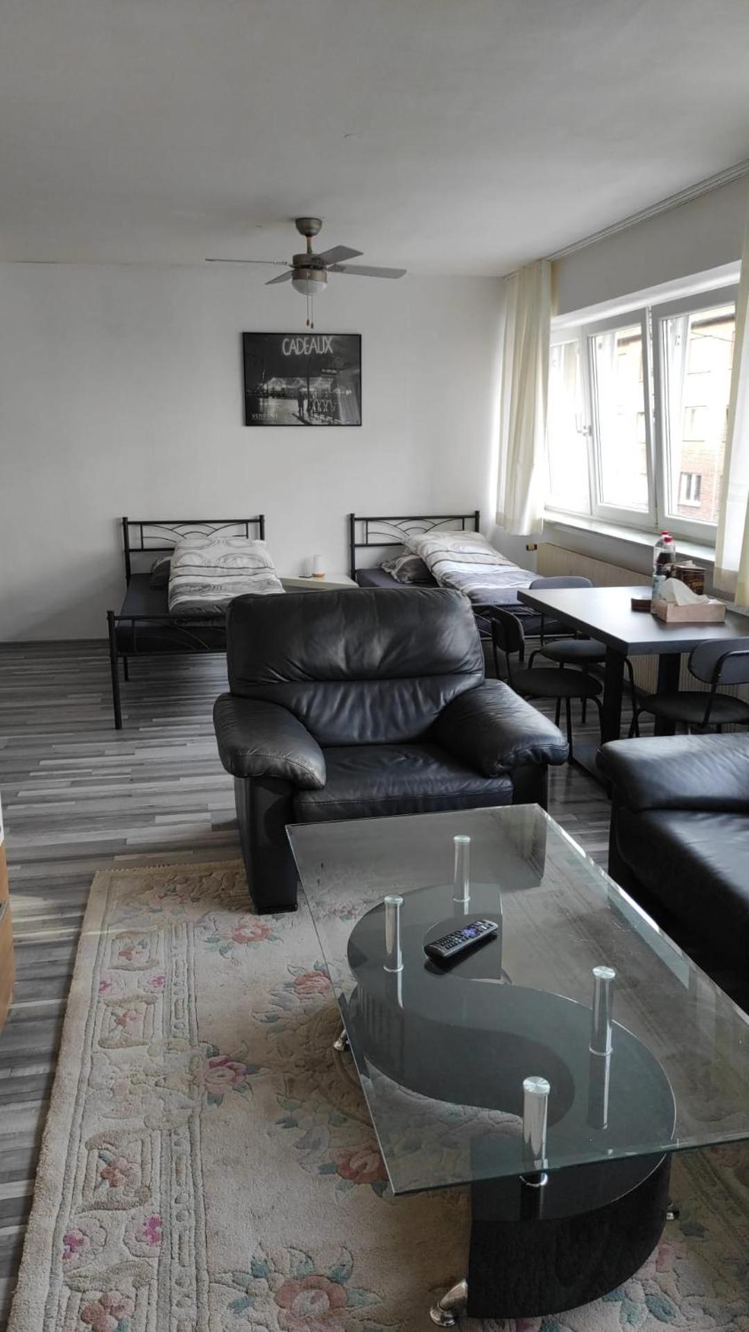 Ferienwohnung Im Zentrum Von Oberhausen Inklusive Wlan Exterior foto